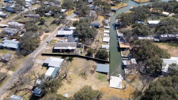 345 County Road 136C None, Kingsland