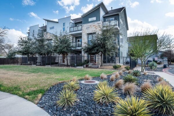 7204 Bassett Ct, Austin