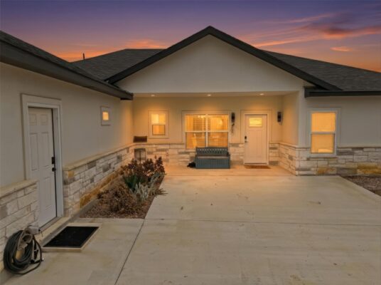1515 Valley High Ln, Granite Shoals