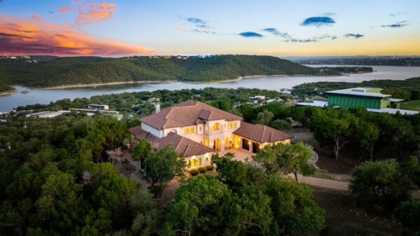 8145 Lake Mountain Ln, Leander