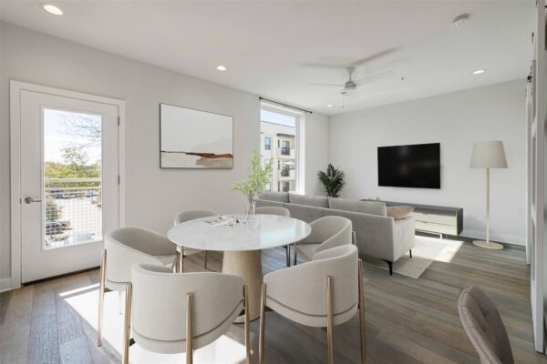 1800 E 4th St #205, Austin