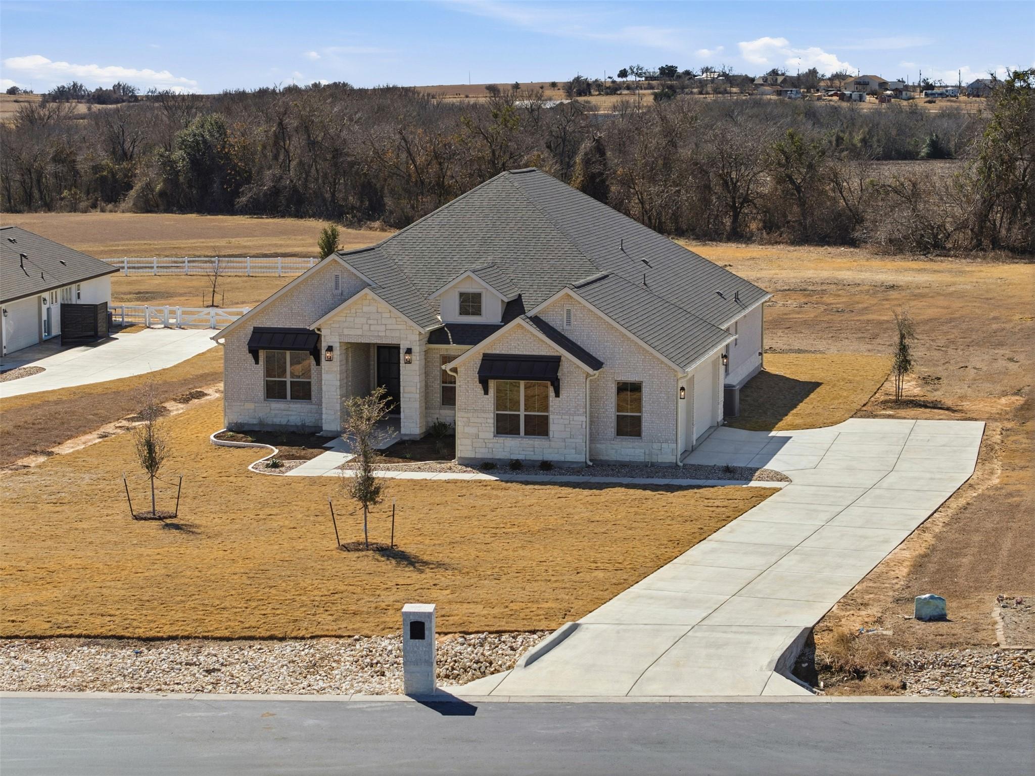 145 Twin Creekview Ln, Georgetown, TX 78626