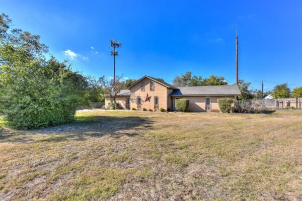 118 Oak Ridge Cir, Georgetown