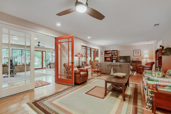 6011 Shoal Creek Blvd, Austin