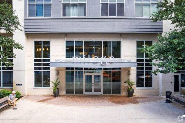54 Rainey St #404, Austin