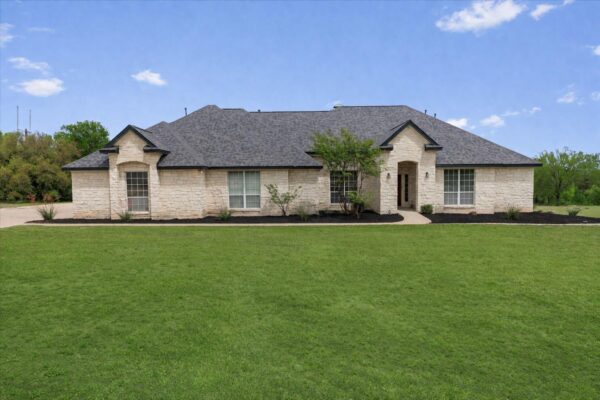 144 D B Wood Rd, Georgetown