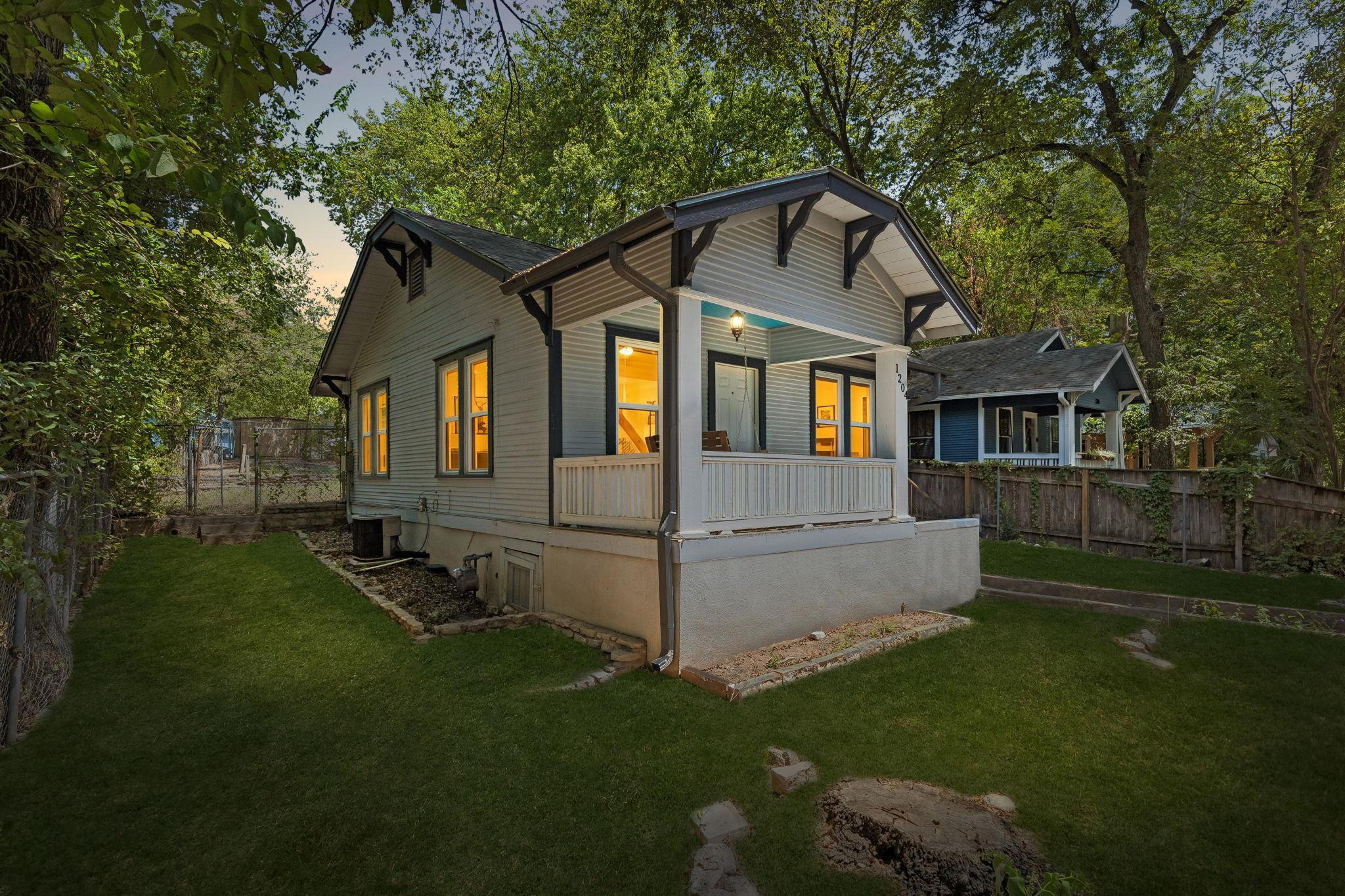 1204 Taylor St, Austin, TX 78702