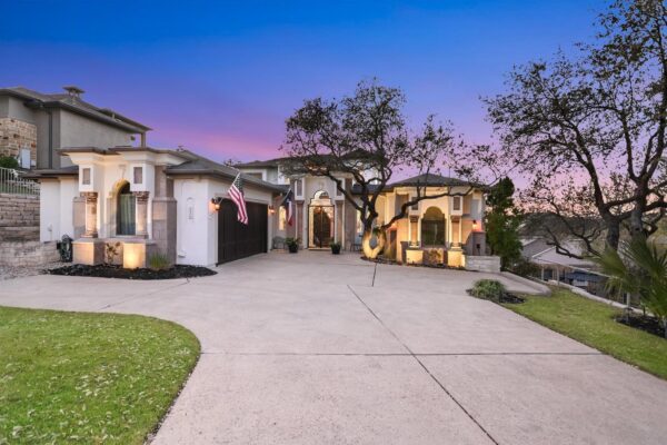 1106 Sledge Dr, Austin