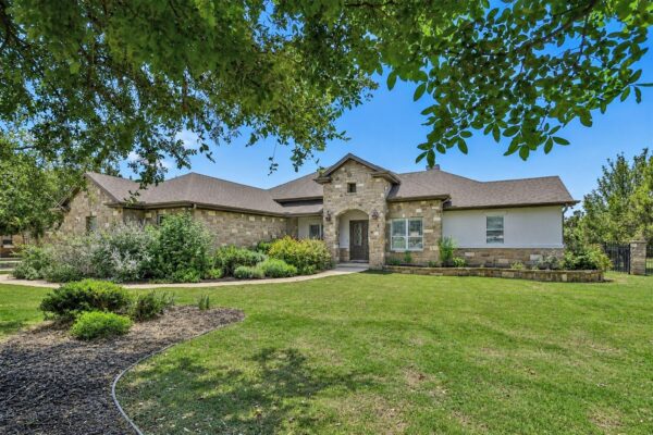 229 Sebastian Ln, Georgetown