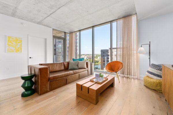48 East Ave #1310, Austin