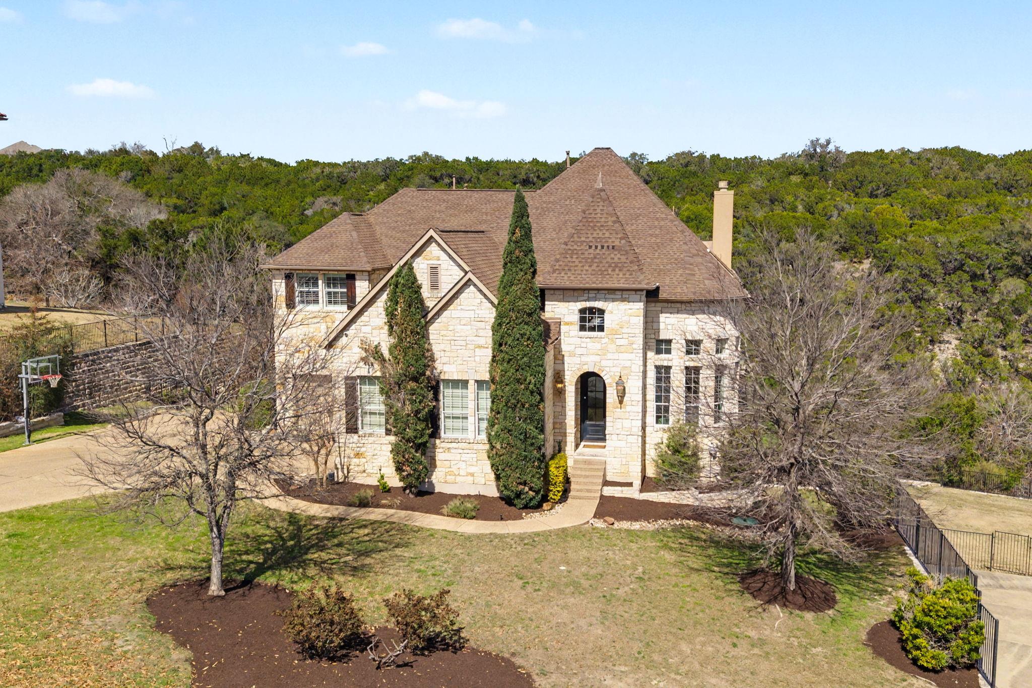 121 Burgess Ln, Austin, TX 78738