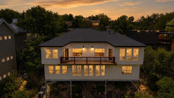 9312 Knoll Crest Loop, Austin