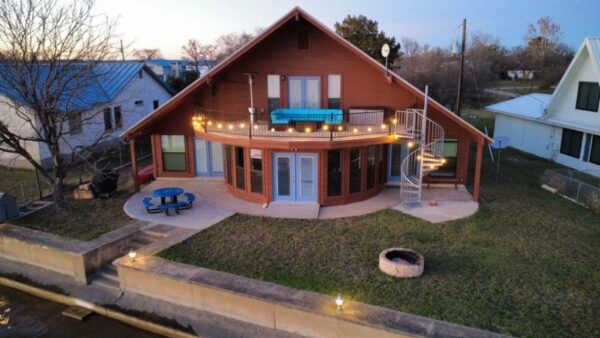 746 E Island Dr, Bluffton
