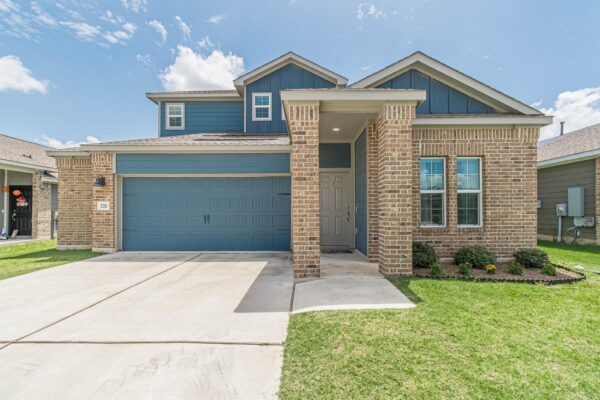 230 Madrid St, Kyle