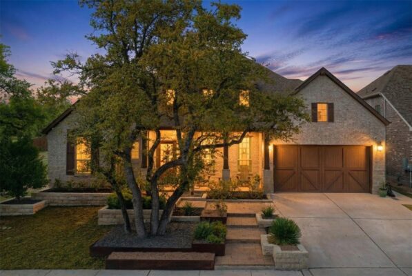 2104 Cotton Farm Trl, Leander