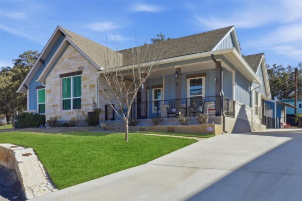 127 Hidden Oaks Dr, Kingsland