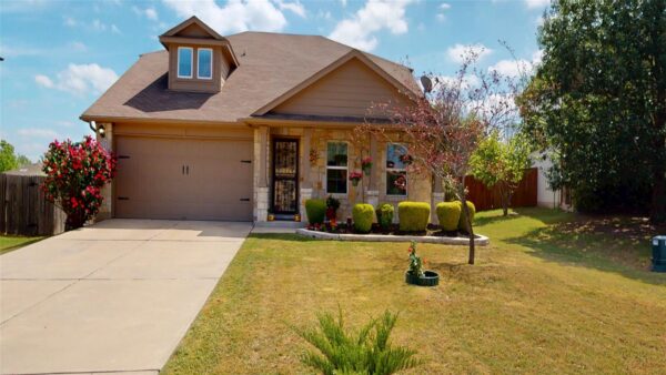 209 Frio River Trl, Hutto