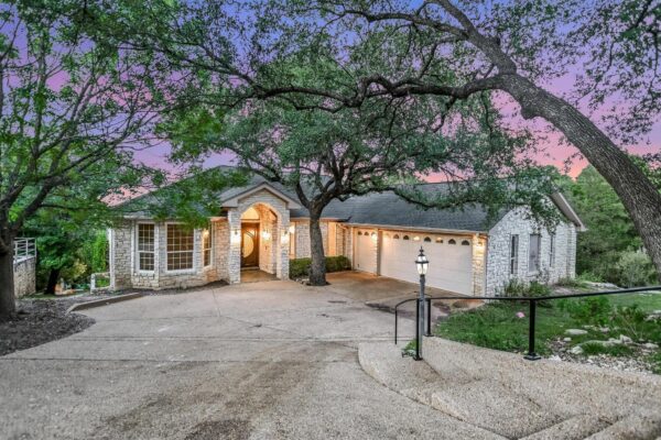 103 Highlander St, Lakeway