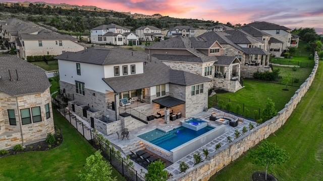 402 San Donato Dr, Austin