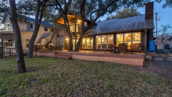 450 Pecan Creek Dr, Horseshoe Bay