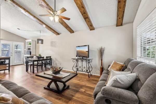 1015 Yager Ln #184, Austin