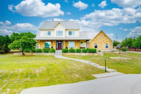 1051 Trailhead Cir, Dripping Springs