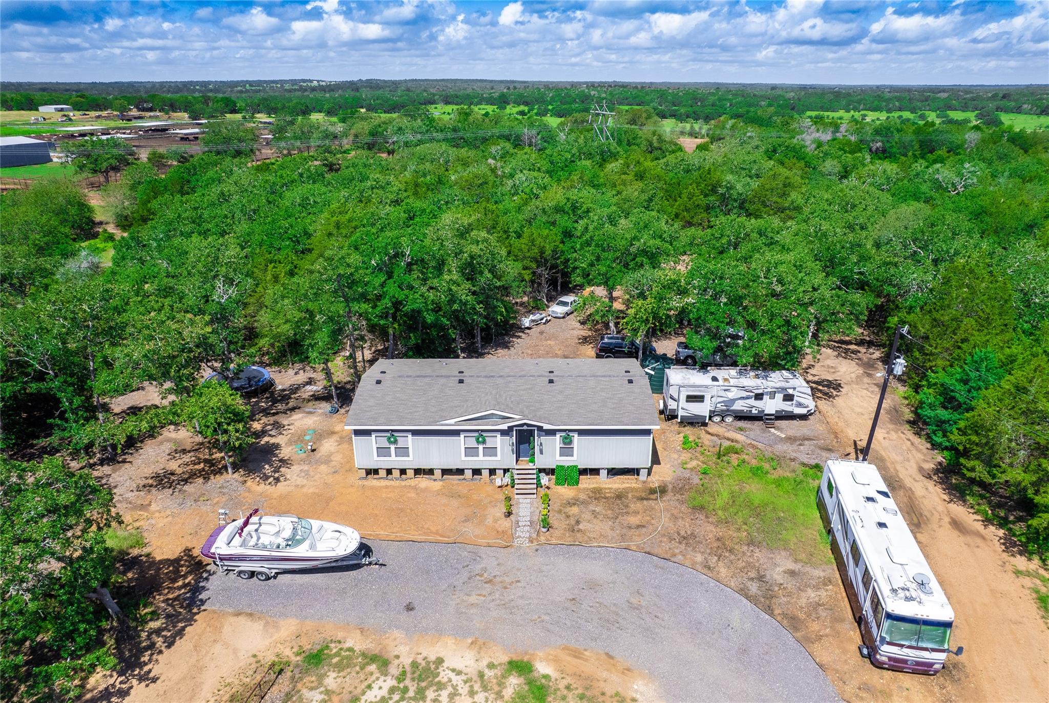 1686 FM 2104 None, Paige, TX 78659