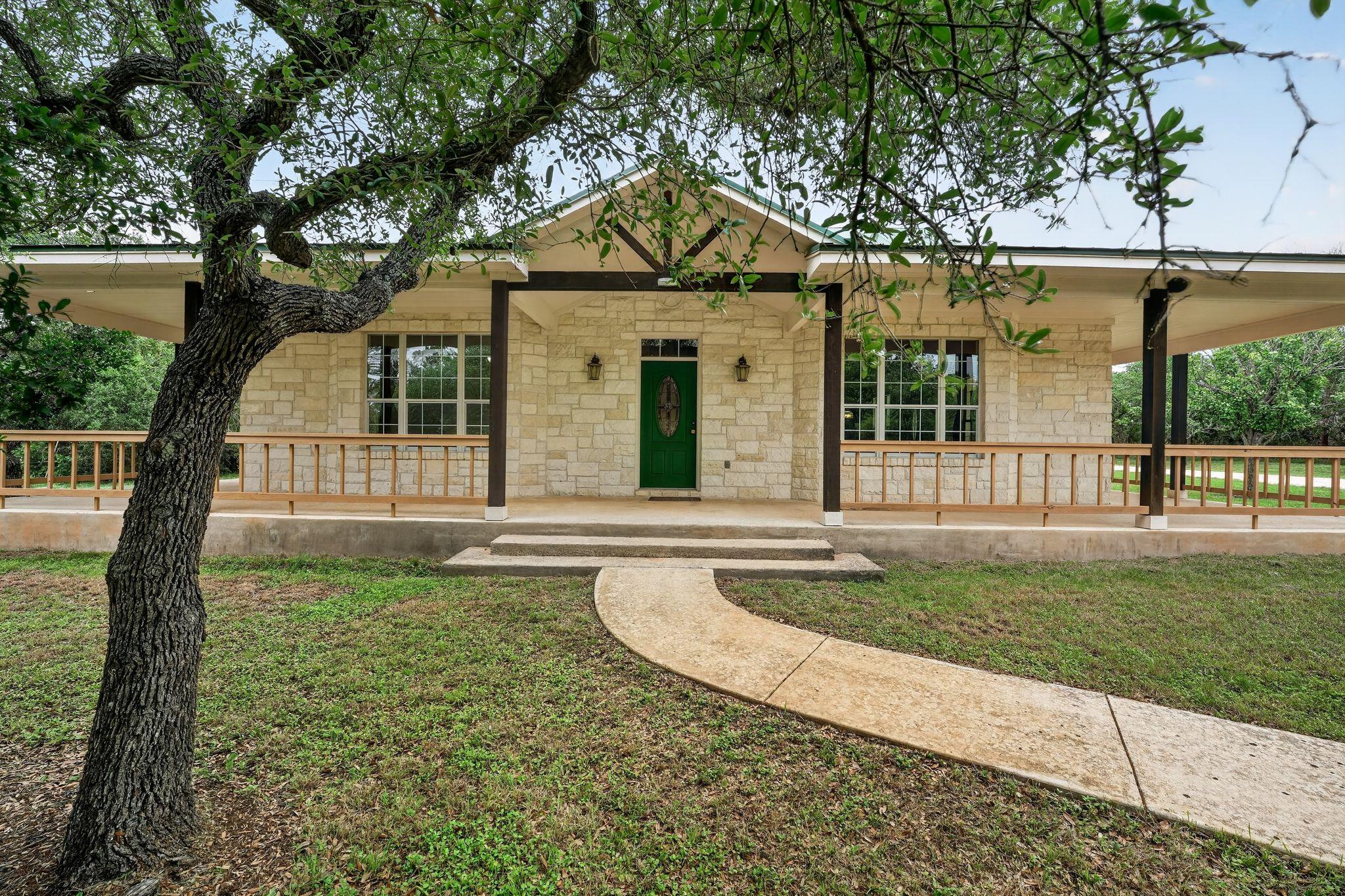 400 Barton Creek Dr, Dripping Springs, TX 78620