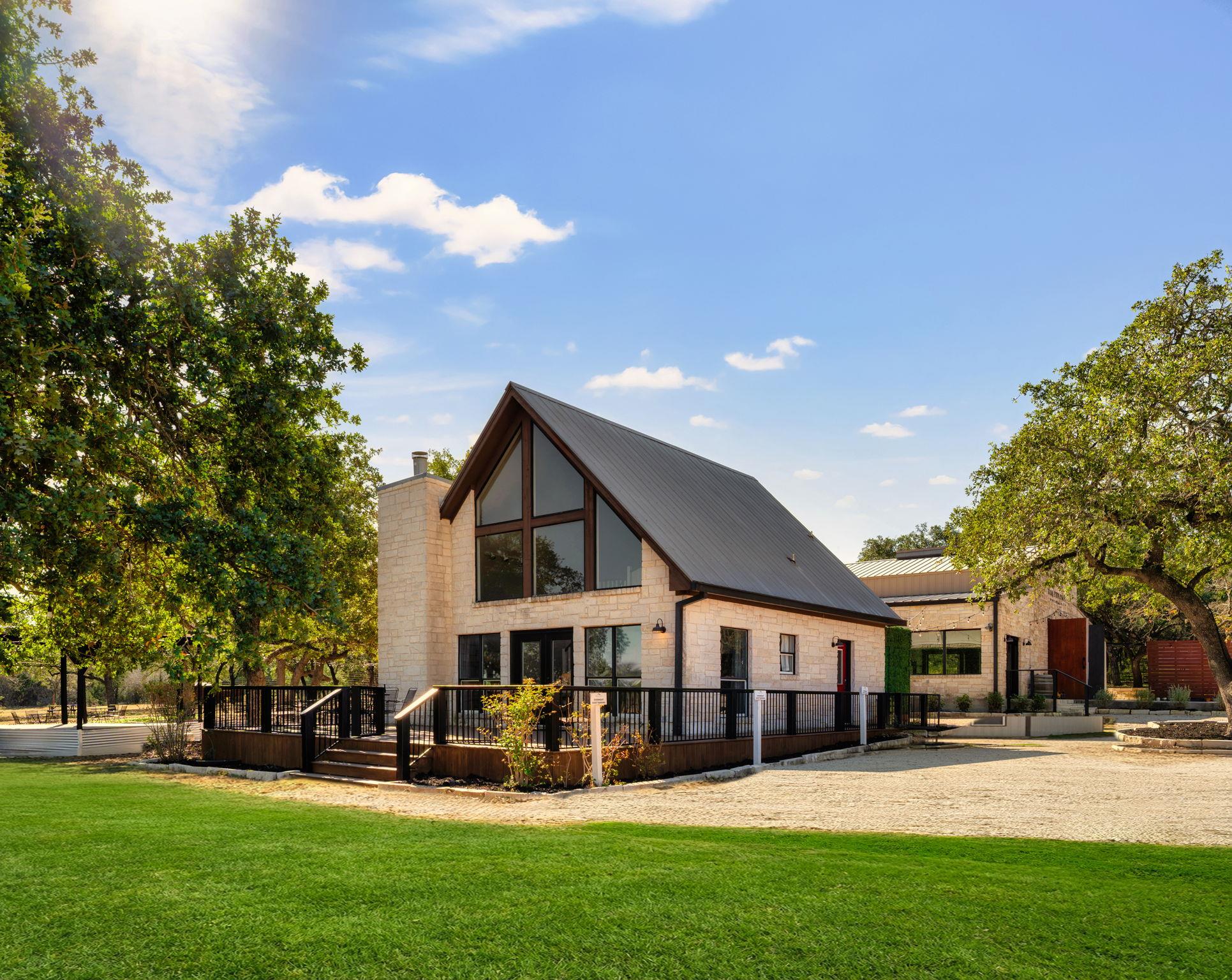 25711 Hamilton Pool Rd, Round Mountain