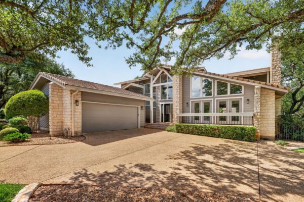 50 Stillmeadow Dr, The Hills