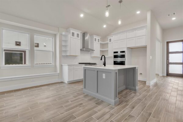 8502 Red Bottle Brush Rd, Lago Vista