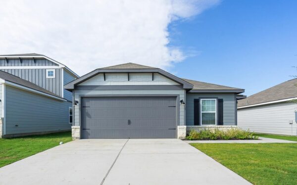 237 W Luna Blue Ln, Jarrell