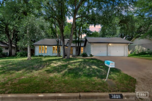 3808 Oak Creek Dr, Austin