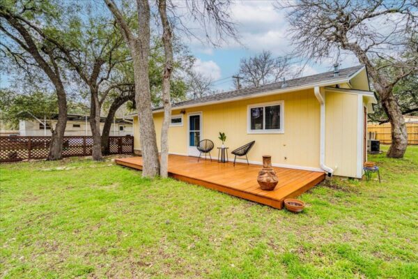 2505 Riddle Rd, Austin