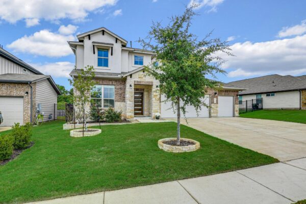 216 Manassas Dr, Leander