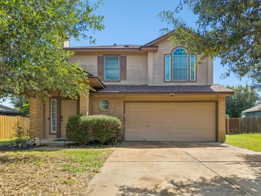 808 Red River Ln, Leander