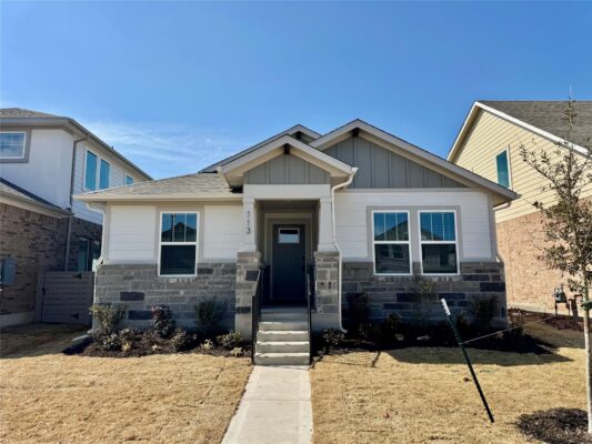 113 Maple Hedge Rd, Hutto