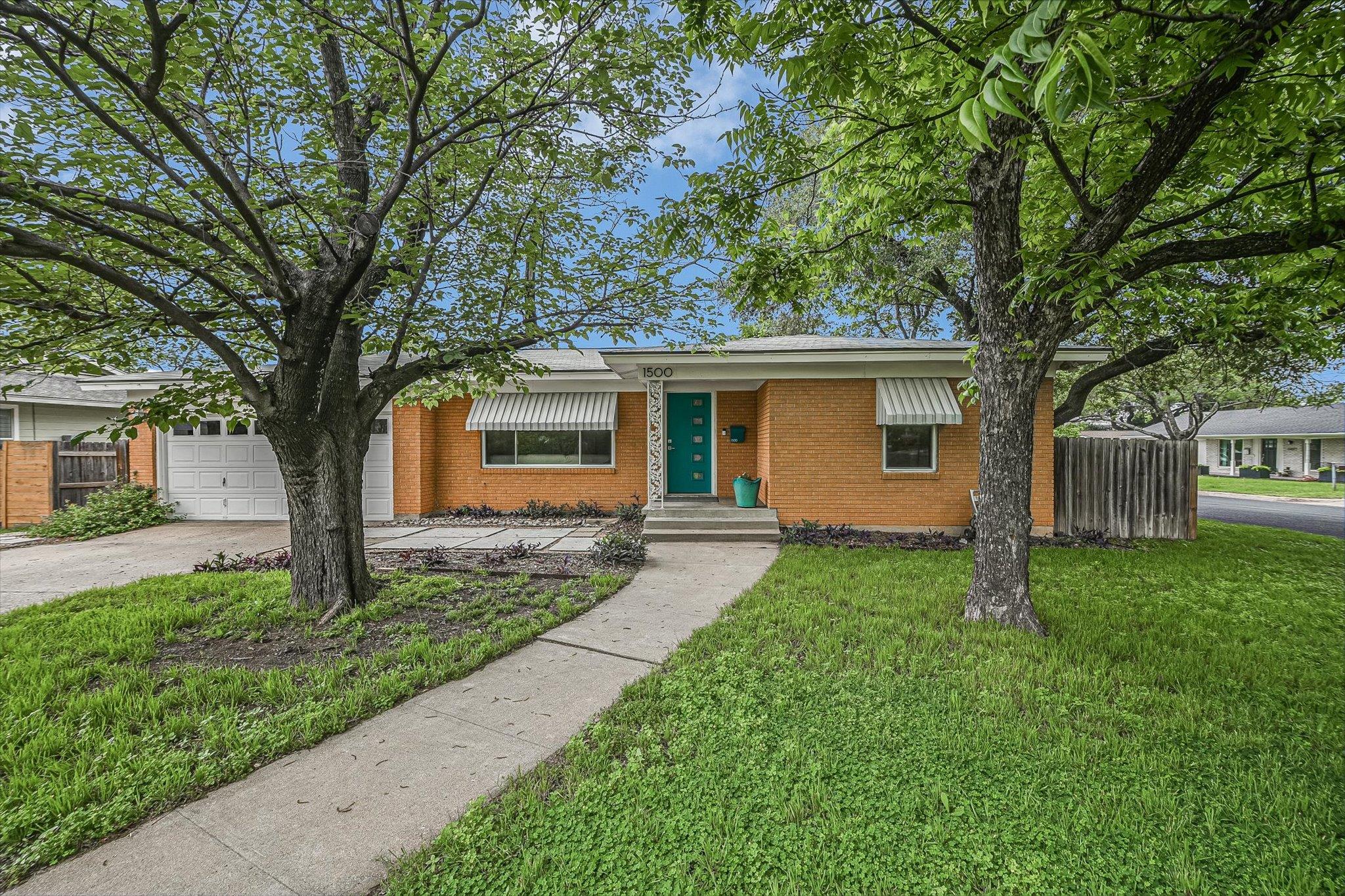 1500 Villanova Dr, Austin, TX 78757