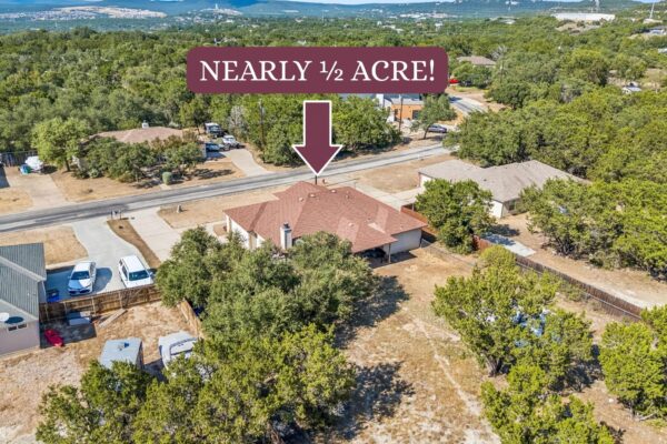 6005 La Mesa St, Lago Vista