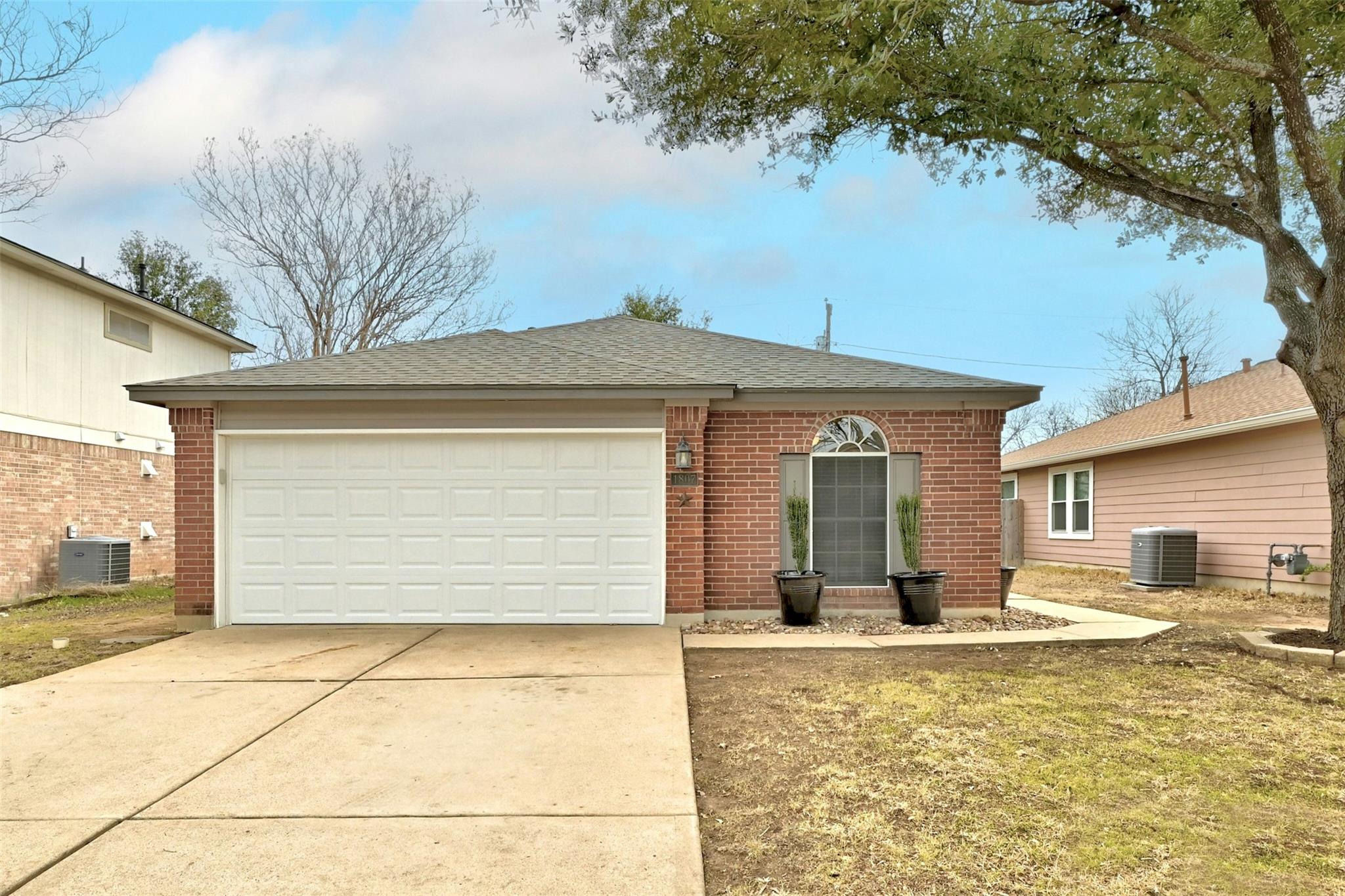 1807 Hollow Tree Blvd, Round Rock, TX 78681