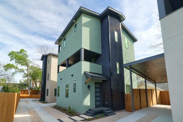 2818 E 22nd St #2, Austin