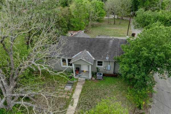 1006 Proctor St, Lockhart