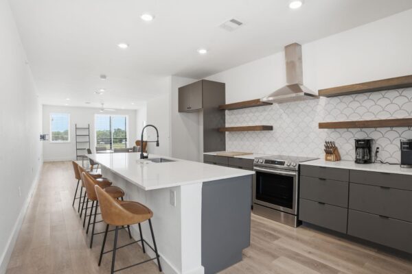 2709 E 5th St #1306, Austin