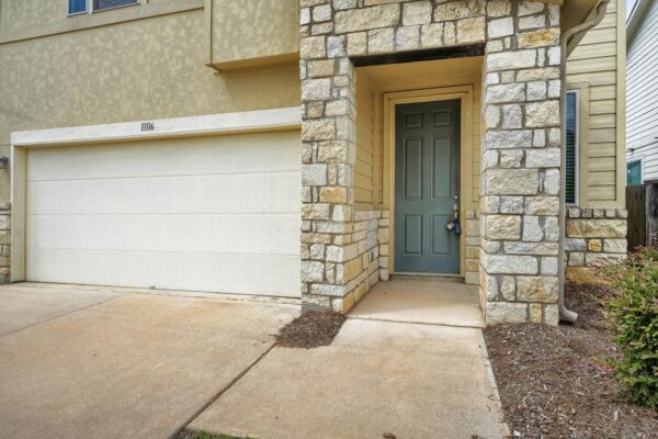 8106 Dampton Ln, Austin