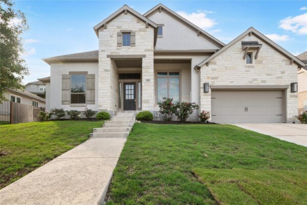 104 CATANI Loop, Georgetown