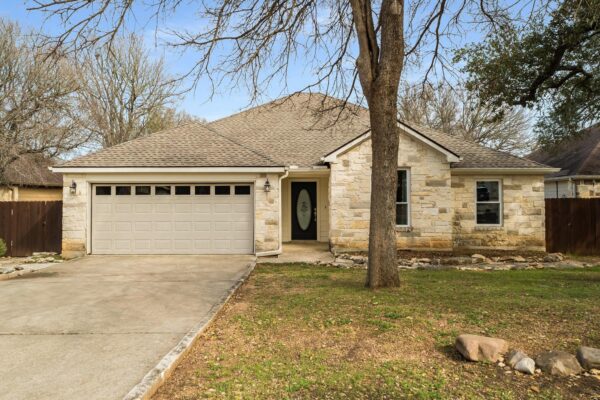 16 Serenade Cir, Wimberley
