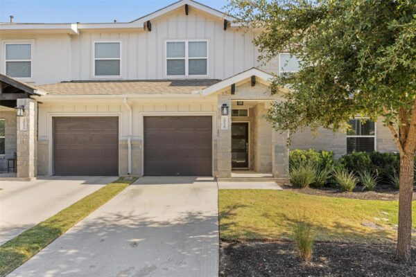 2056 Local Rebel Loop, Leander