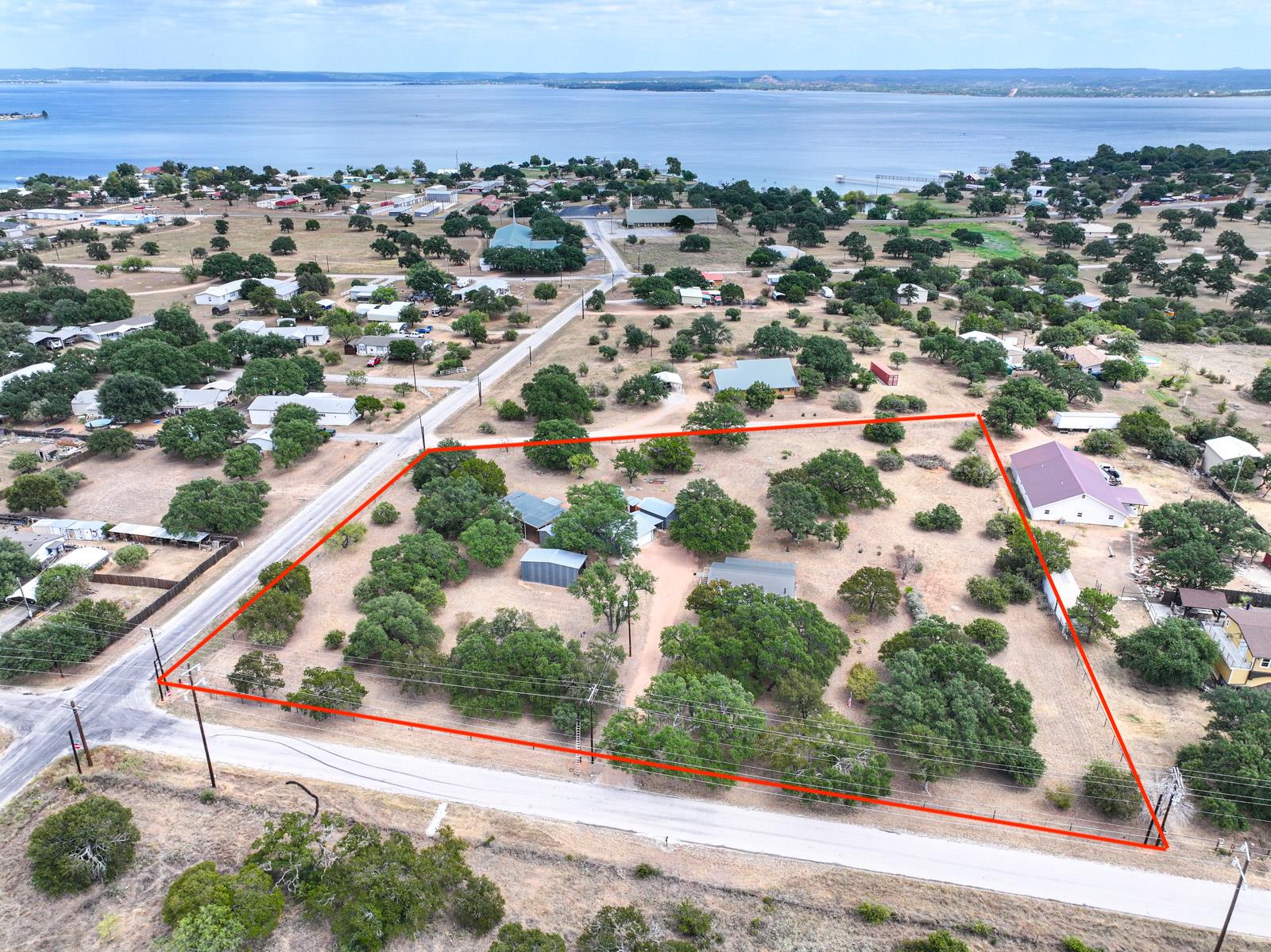 950 Hi-Line Dr, Buchanan Dam, TX 78609