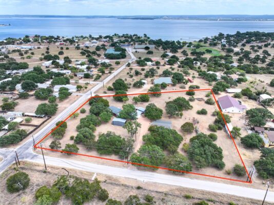 950 Hi-Line Dr, Buchanan Dam