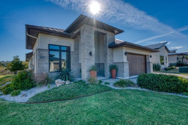 202 Azalea Loop, Horseshoe Bay